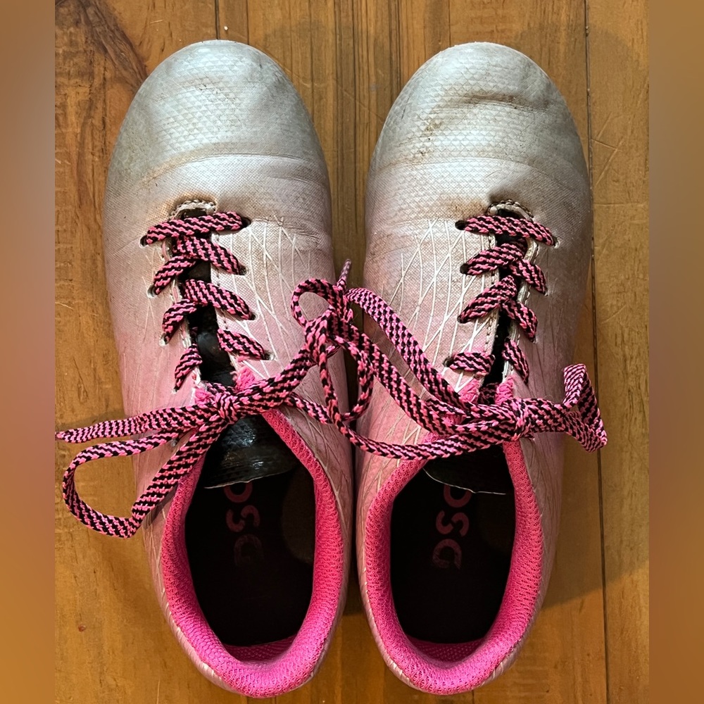 DSG girls pink soccer cleats size 11K